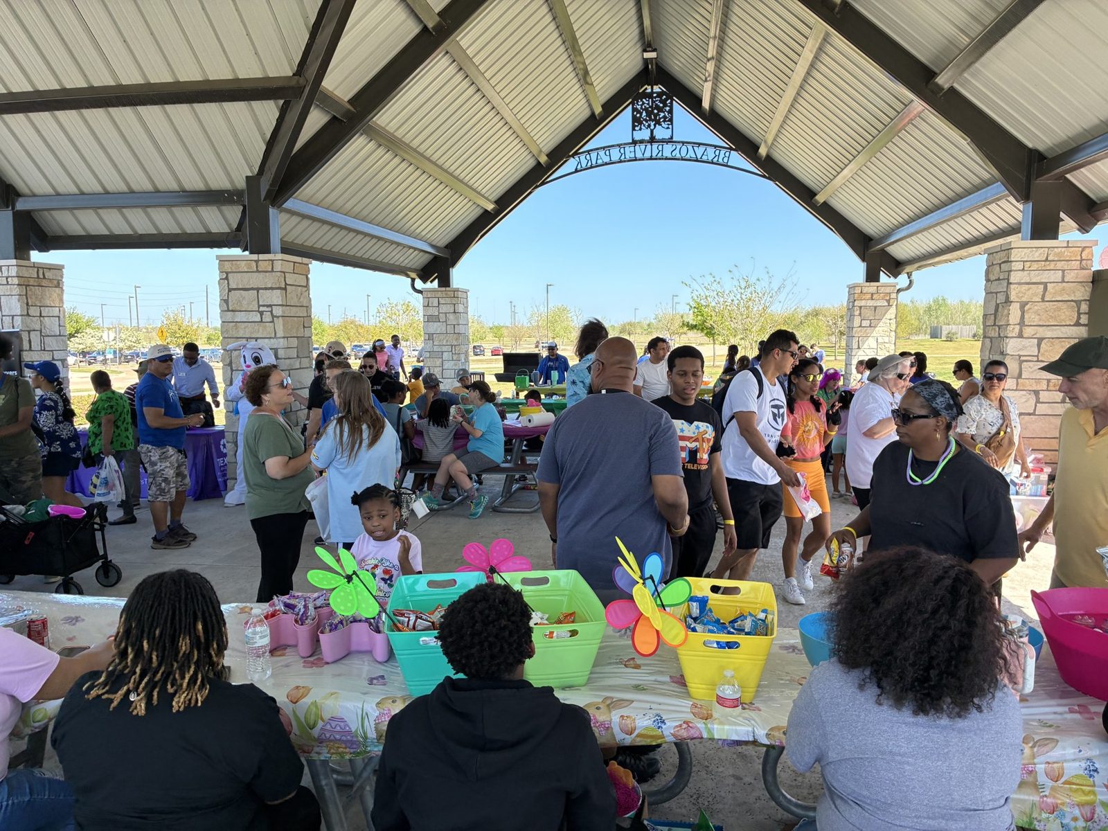 ADSC family event at an outdoor pavilion